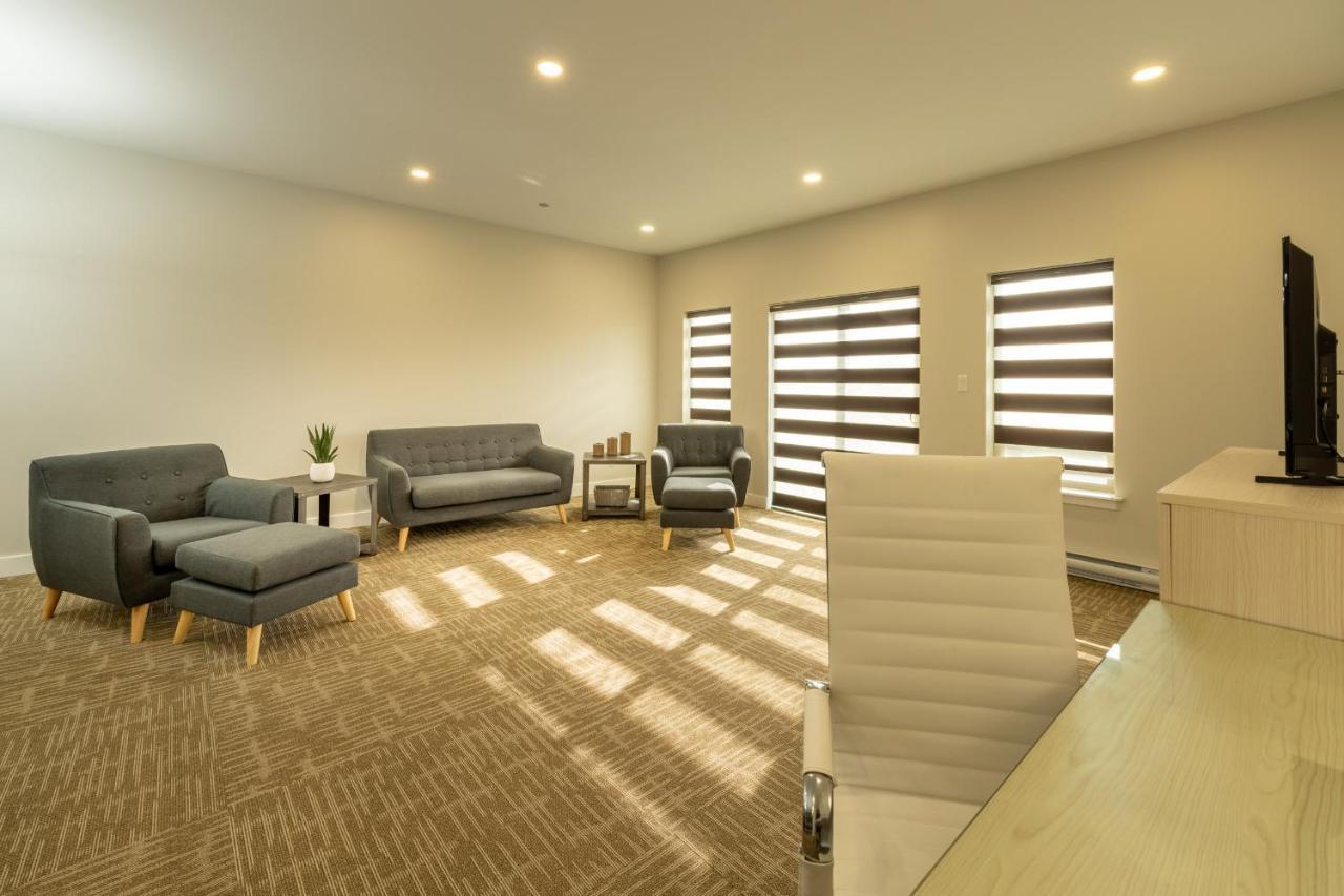 Quality Inn Sunshine Suites Terrace Zewnętrze zdjęcie