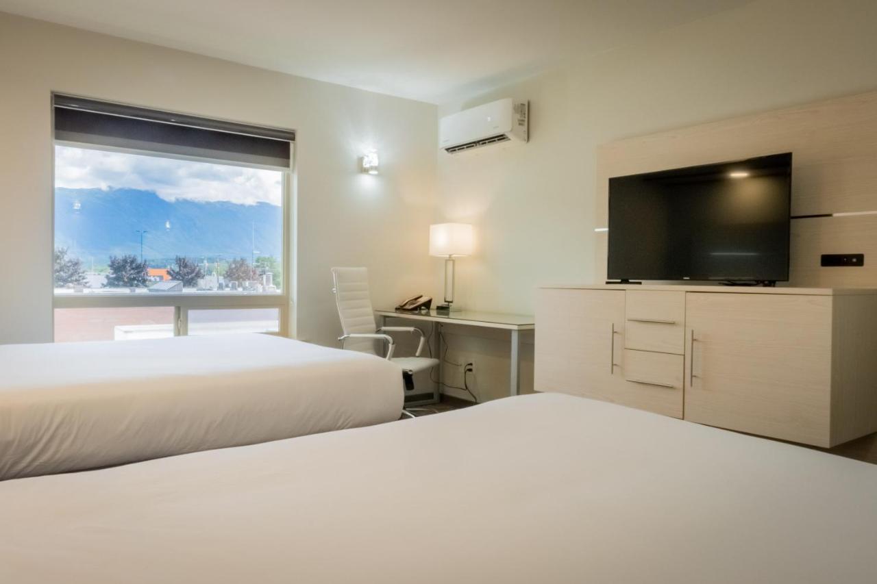 Quality Inn Sunshine Suites Terrace Zewnętrze zdjęcie