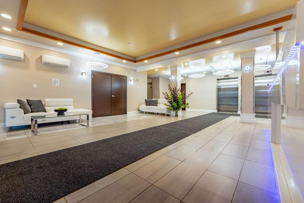Quality Inn Sunshine Suites Terrace Zewnętrze zdjęcie