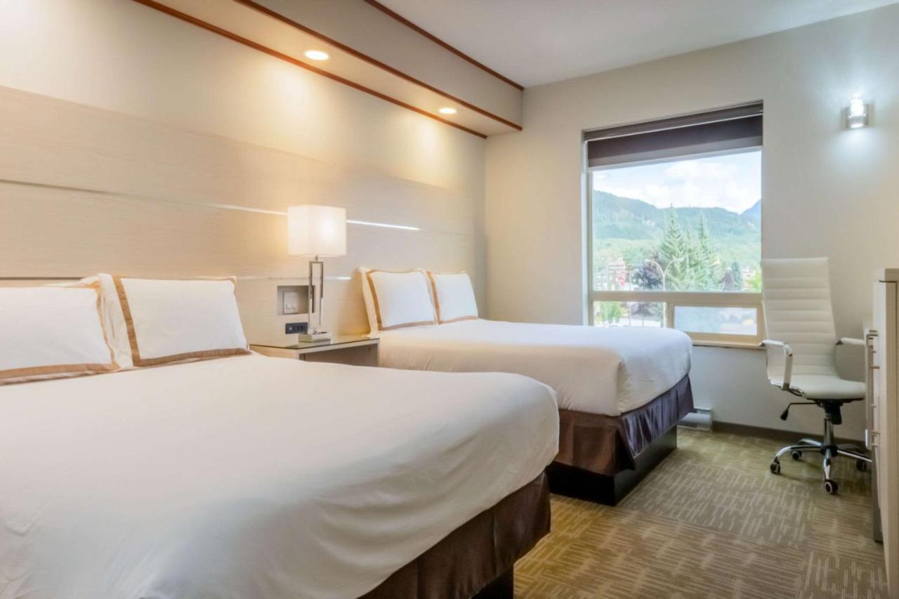 Quality Inn Sunshine Suites Terrace Zewnętrze zdjęcie